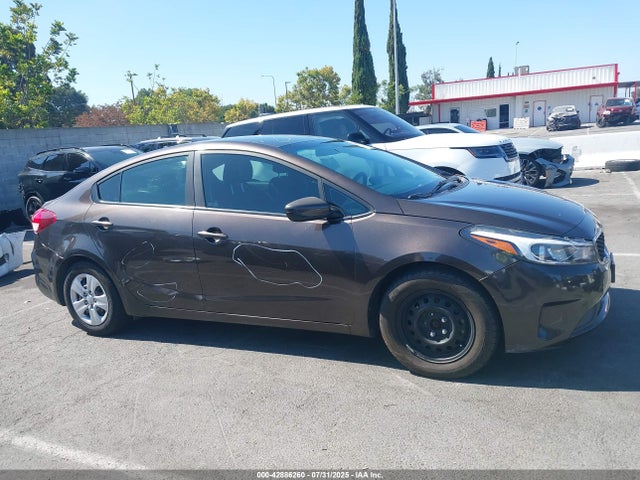 KIA mpi nu 2017 3KPFL4A72HE114850 Image 13