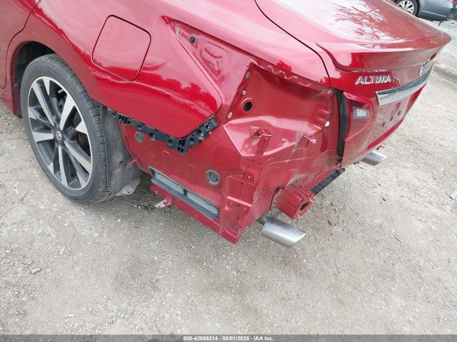 1N4AL3AP2JC114158 Nissan 2018