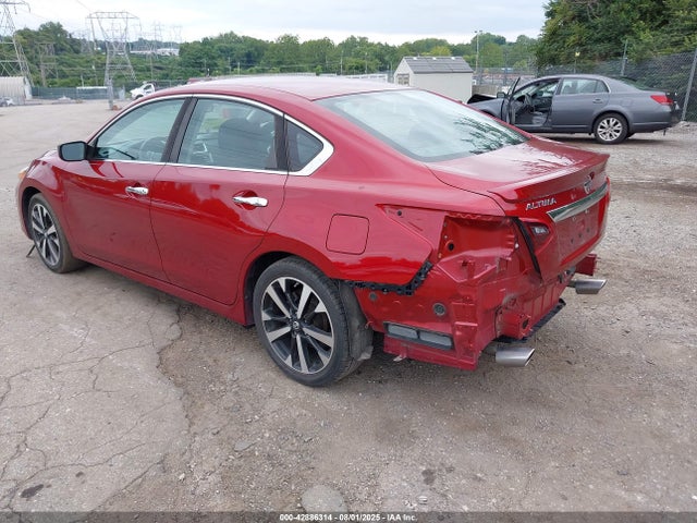 1N4AL3AP2JC114158 Nissan 2018
