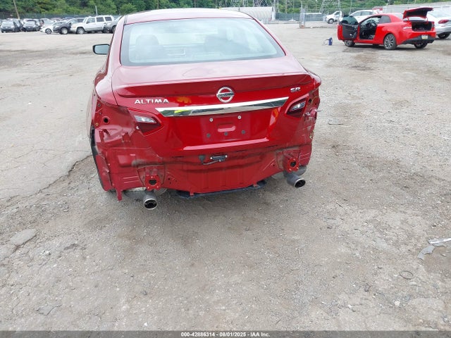 1N4AL3AP2JC114158 Nissan 2018