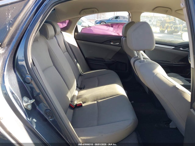 Honda Civic 2017 2HGFC2F58HH558266 Image 21