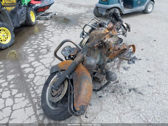 2005 HARLEY-DAVIDSON FLHTCUI 1HD1FCW155Y676617 Photo 4