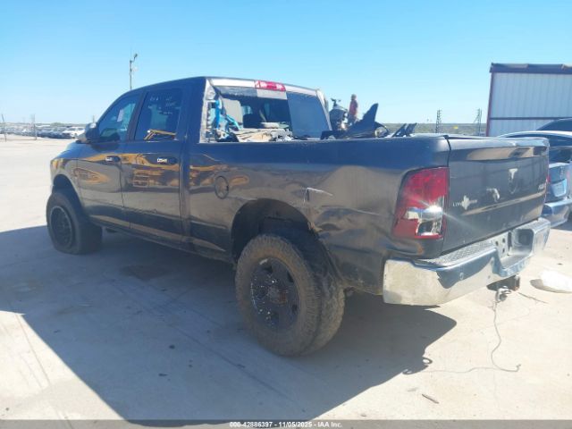 2016 RAM 2500 3C6UR5DL0GG126123 Photo 2