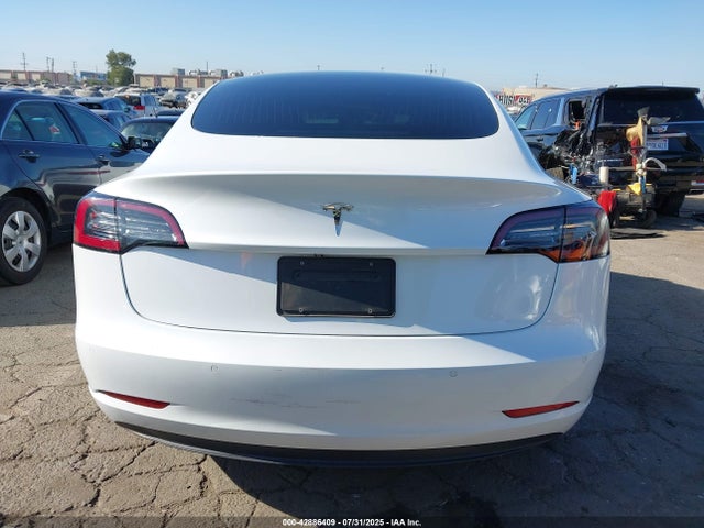 Tesla 2019 2019 5YJ3E1EA5KF429435 Image 16