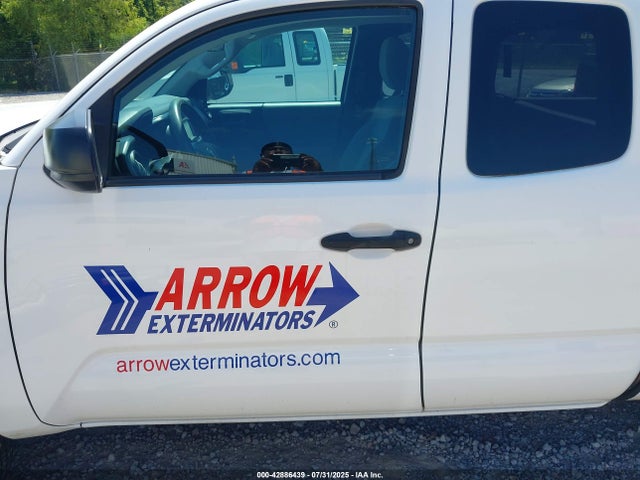 5TFRX5GN0KX141257 Toyota 2tr-fe