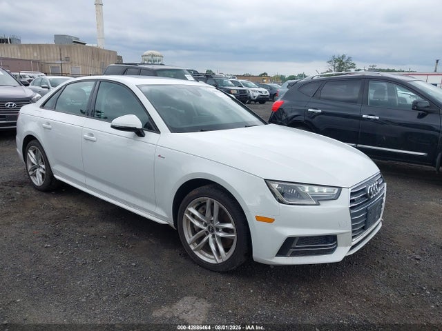 2017 AUDI A4 WAUDNAF47HN045273 Photo 0