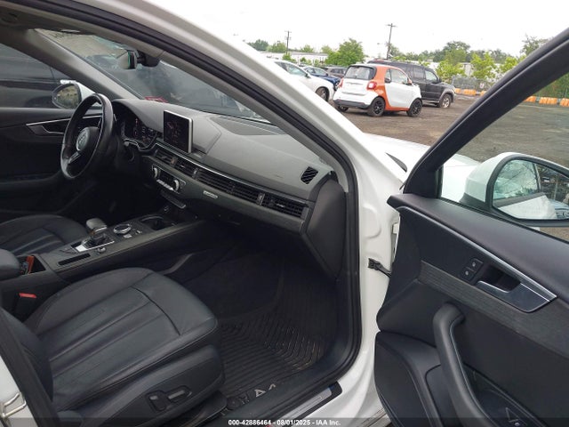 2017 AUDI A4 WAUDNAF47HN045273 Photo 4