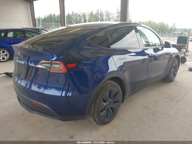 2024 TESLA MODEL Y 7SAYGDED5RF121075 Photo 3