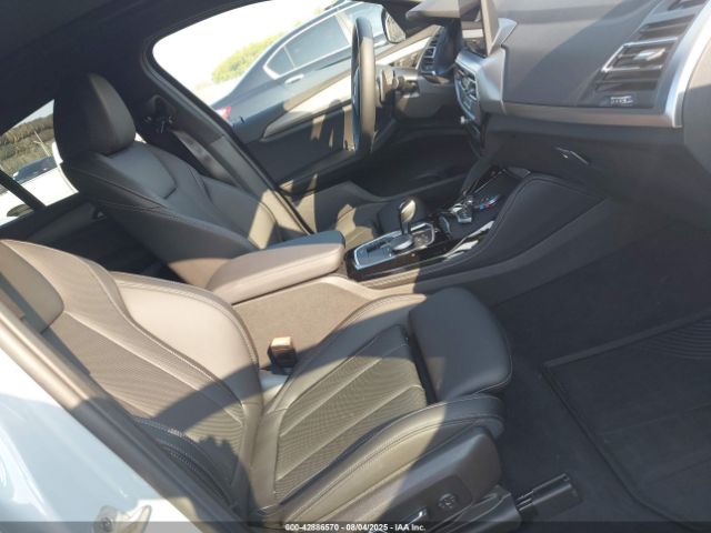 2024 BMW X4 5UX33DT01R9V14499 Photo 4
