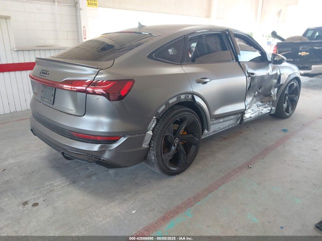2022 AUDI E-TRON S SPORTBACK WA13CBGE9NB041587 Photo 3