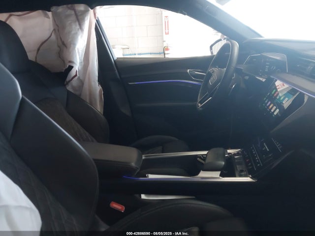 2022 AUDI E-TRON S SPORTBACK WA13CBGE9NB041587 Photo 4
