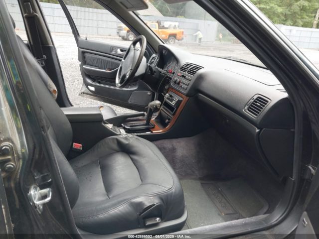 1992 ACURA LEGEND JH4KA7664NC006382 Photo 4