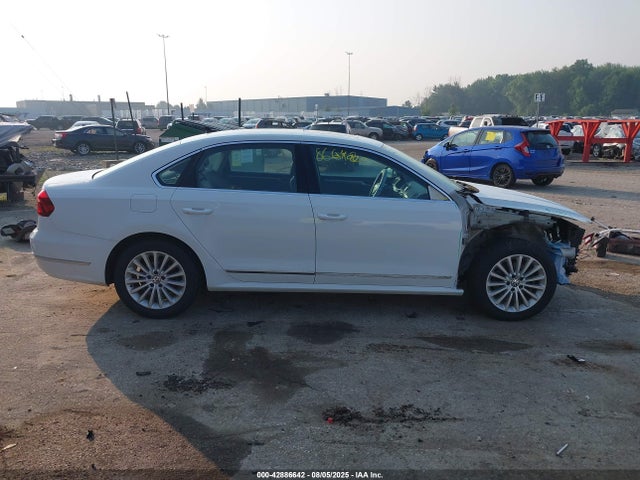 Volkswagen 1.8 tsi 2017 1VWBT7A30HC011010 Image 14