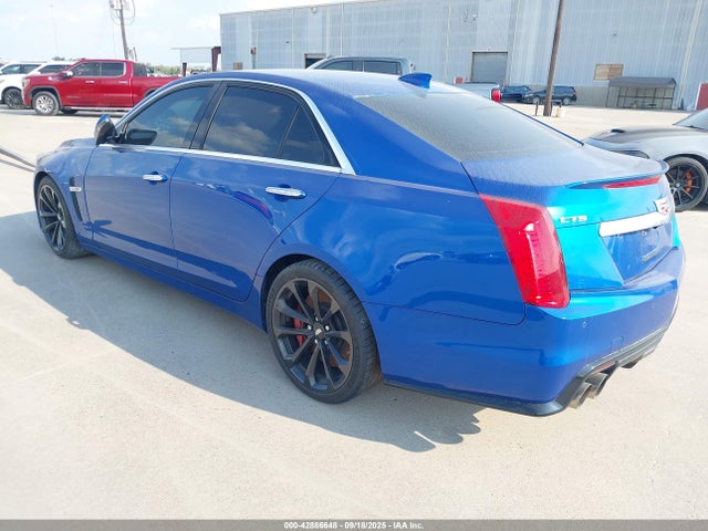 2018 CADILLAC CTS-V 1G6A15S63J0153718 Photo 2