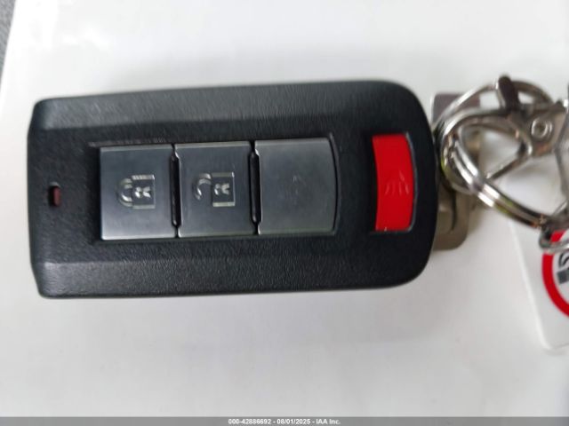 2020 MITSUBISHI OUTLANDER JA4AD3A37LZ022025 Photo 10