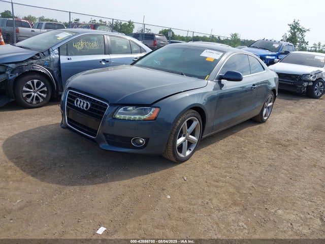 2010 AUDI A5 WAUVKAFR3AA081323 Photo 1
