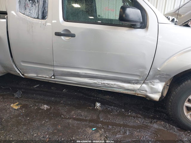 Nissan 2014 2014 1N6BD0CT5EN707590 Image 6