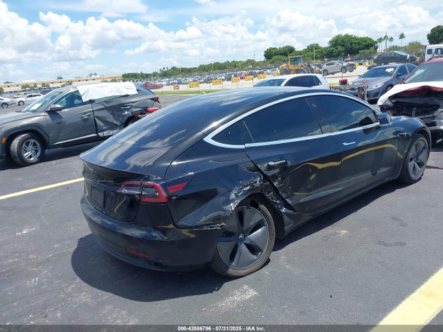 2018 TESLA MODEL 3 5YJ3E1EA7JF171692 Photo 3