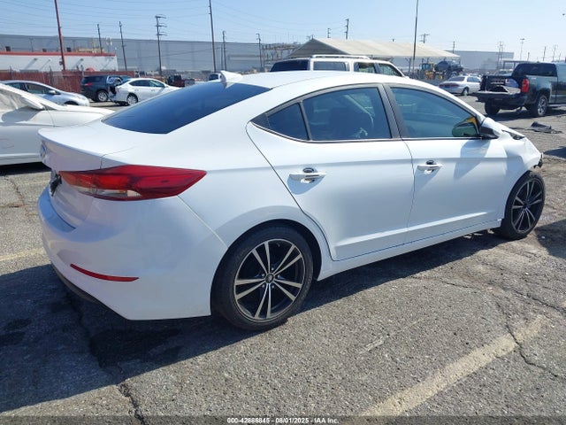 Hyundai 2017 2017 5NPD74LF6HH188316 Image 4