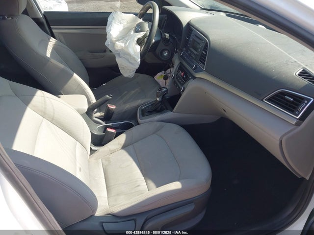Hyundai 2017 2017 5NPD74LF6HH188316 Image 5