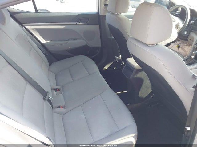 Hyundai 2017 2017 5NPD74LF6HH188316 Image 8