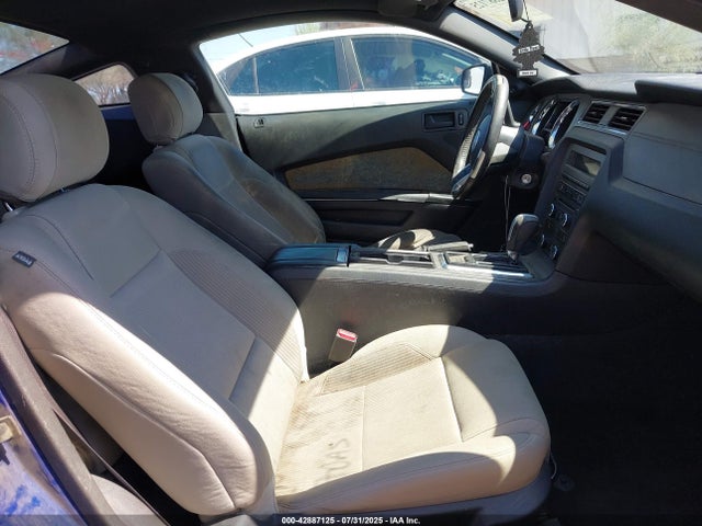 Ford 2014 2014 1ZVBP8AM8E5268886 Image 5