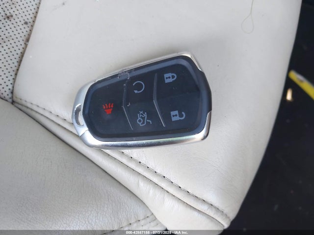2017 CADILLAC XT5 1GYKNDRS9HZ153340 Photo 10