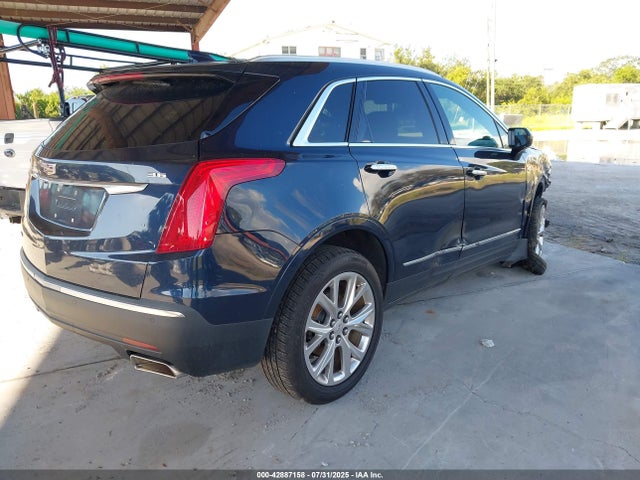 2017 CADILLAC XT5 1GYKNDRS9HZ153340 Photo 3