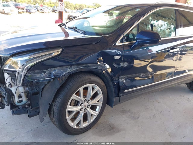2017 CADILLAC XT5 1GYKNDRS9HZ153340 Photo 5