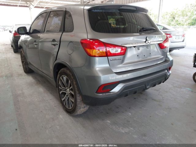 2018 MITSUBISHI OUTLANDER SPORT JA4AP3AU7JU006448 Photo 2