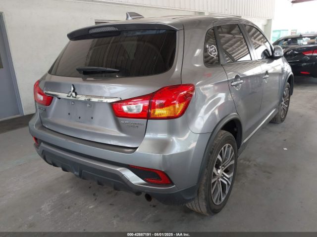 2018 MITSUBISHI OUTLANDER SPORT JA4AP3AU7JU006448 Photo 3