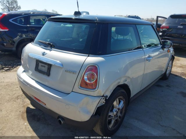2012 MINI COOPER WMWSU3C5XCT541577 Photo 3