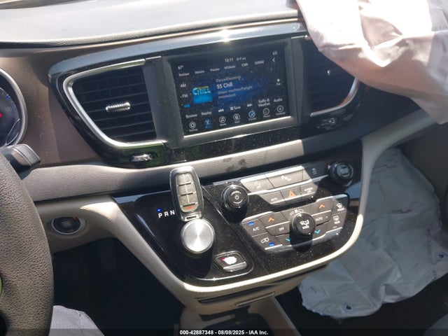 2C4RC1FG7JR278698 Chrysler Pacifica