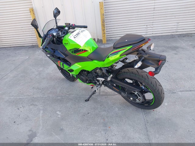 Kawasaki Ninja 500 2024 ML5EXGH10RDA25426 Image 3
