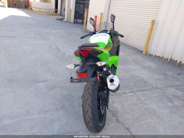 Kawasaki Ninja 500 2024 ML5EXGH10RDA25426 Image 6