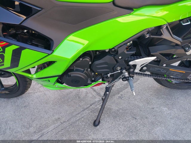 Kawasaki Ninja 500 2024 ML5EXGH10RDA25426 Image 9