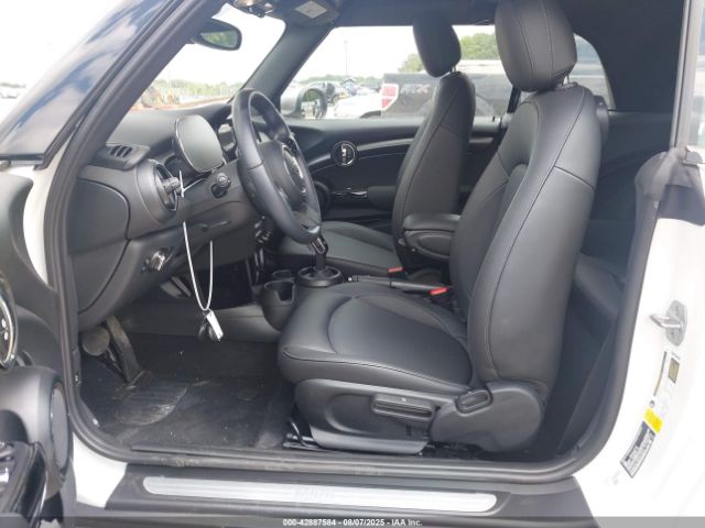 2023 MINI CONVERTIBLE WMW23DL06P3R10275 Photo 4