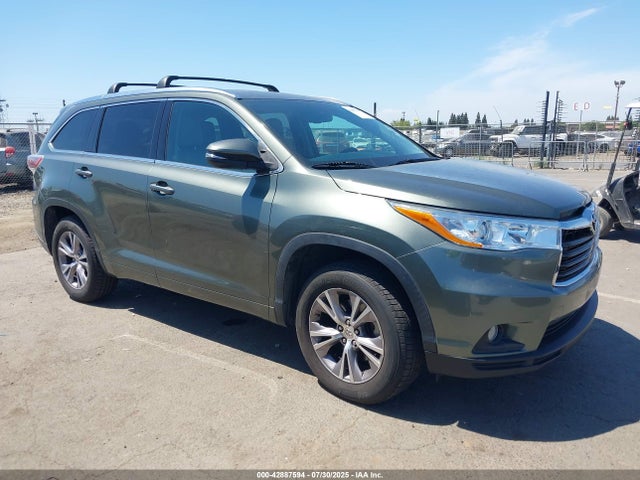 Toyota 2gr-fe 2014 5TDKKRFH2ES012059 Image 13
