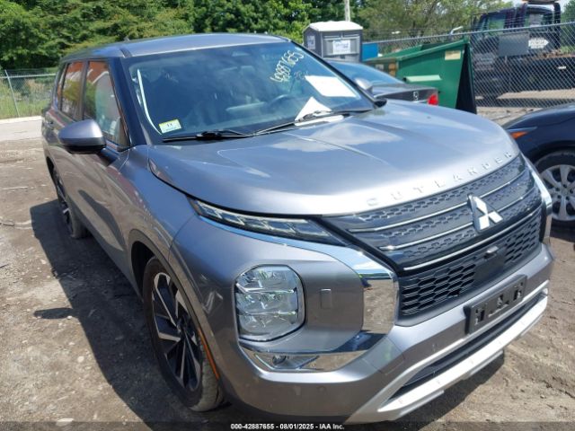 2022 MITSUBISHI OUTLANDER JA4J4UA80NZ031170 Photo 0