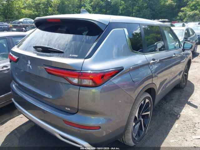 2022 MITSUBISHI OUTLANDER JA4J4UA80NZ031170 Photo 3