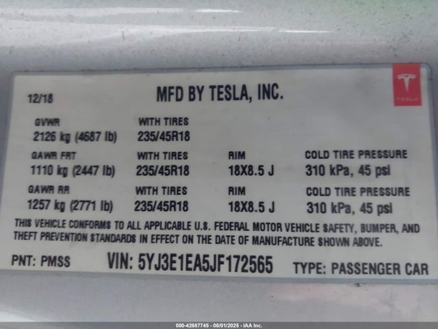 2018 TESLA MODEL 3 5YJ3E1EA5JF172565 Photo 8