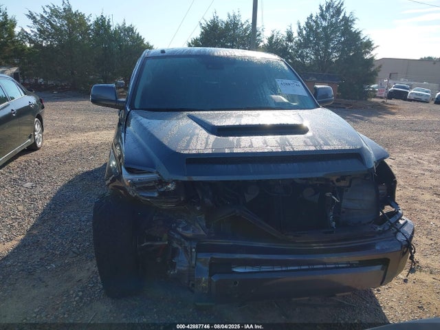 5TFDW5F19JX759493 Toyota 3ur-fbe