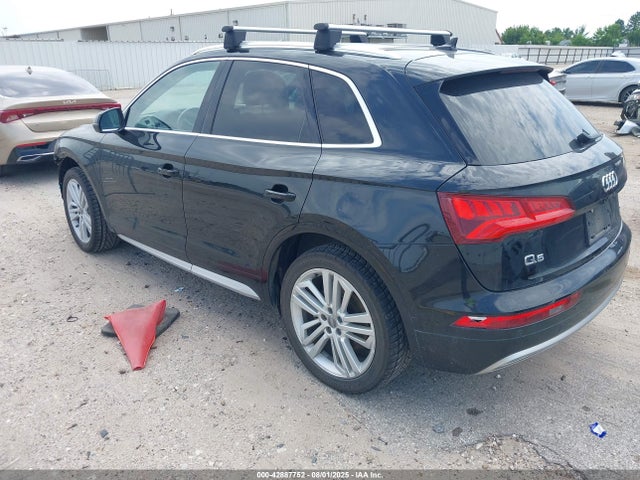 2019 AUDI Q5 WA1BNAFY4K2029015 Photo 2