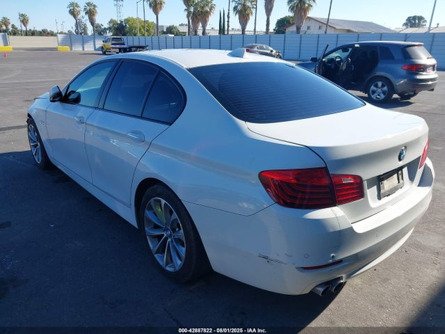 BMW 528I 2015 WBA5A5C50FD515165 Image 3