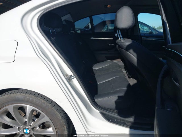 BMW 528I 2015 WBA5A5C50FD515165 Image 8