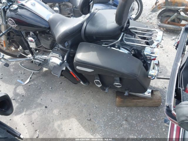 2010 HARLEY-DAVIDSON FLHRC 1HD1FR417AB628913 Photo 2