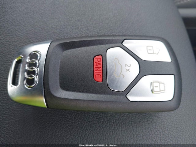 2024 AUDI A4 WAUEAAF41RN009256 Photo 10