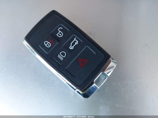 SALWR2SU6NA238280 Land Rover aj20p6
