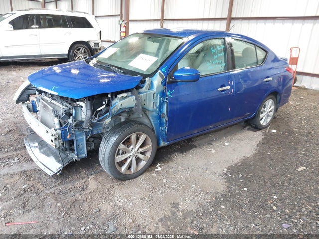 Nissan 2015 2015 3N1CN7AP1FL935934 Image 2