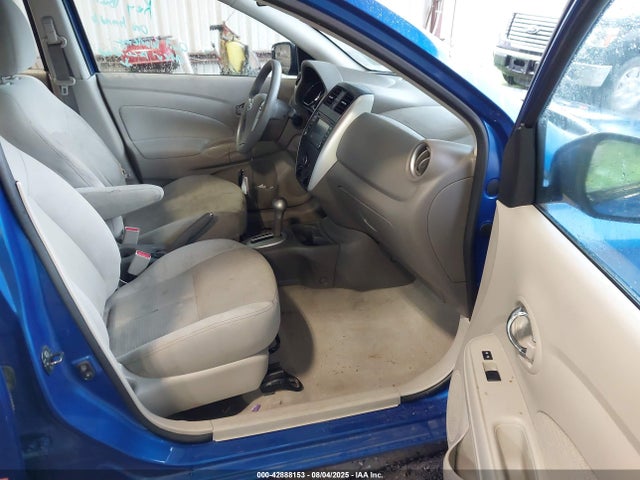 Nissan 2015 2015 3N1CN7AP1FL935934 Image 5